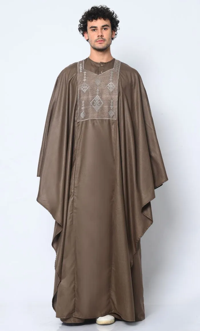 Distinctive Luxury: 2 Pc Embroidered Men's Brown Kaftan Set with Pockets